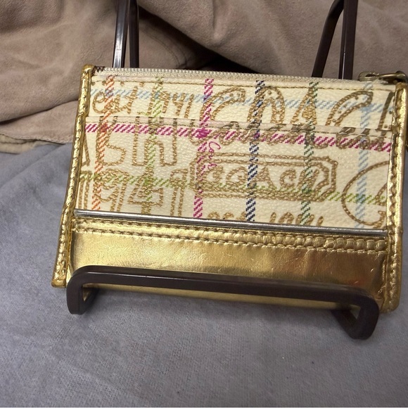 Vintage Coach Tattersall gold metallic Graffiti Coin/key chain Wallet - Picture 3 of 5
